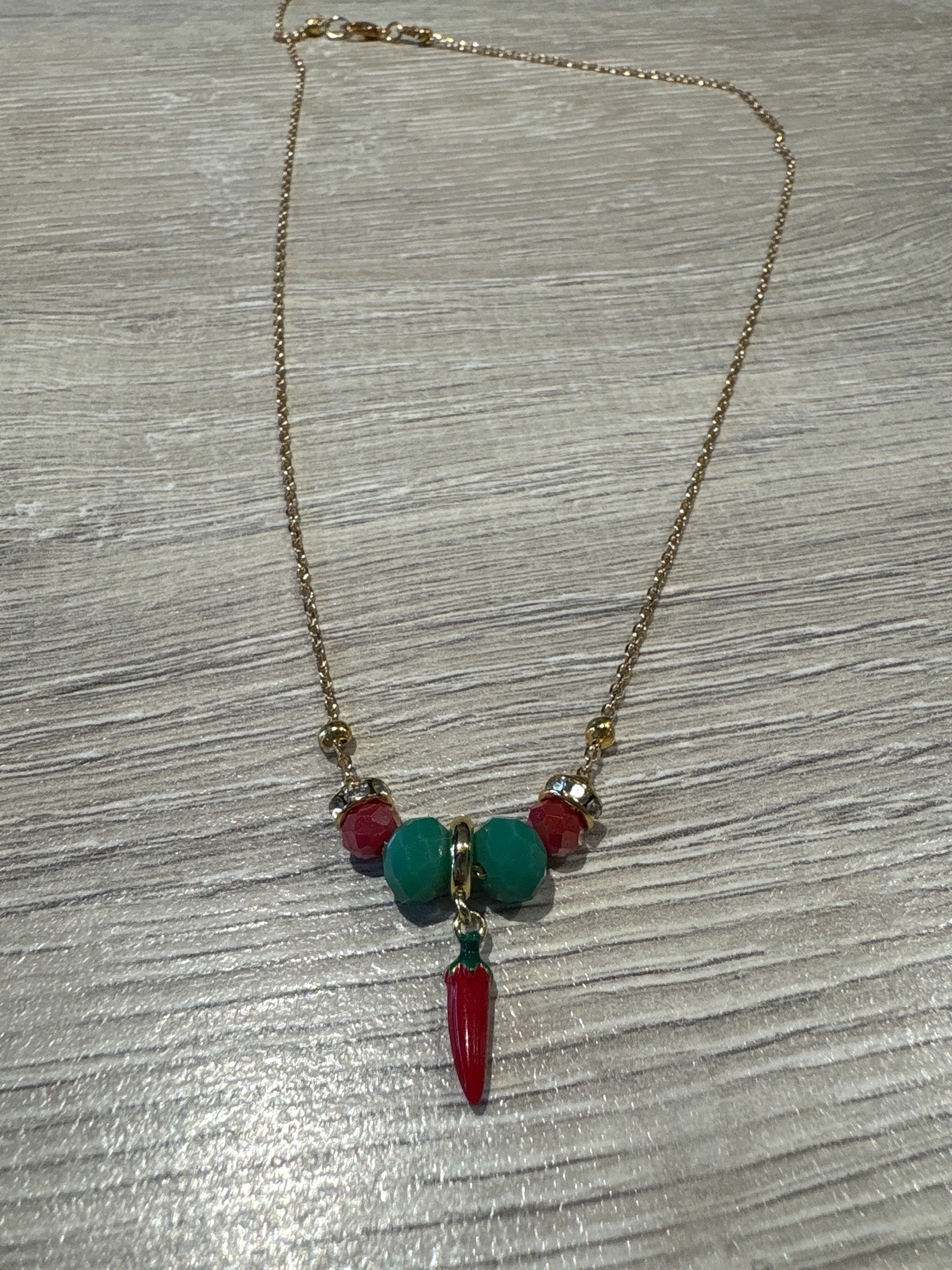 Collier collection pimenta 🌶️ Porte-Bonheur